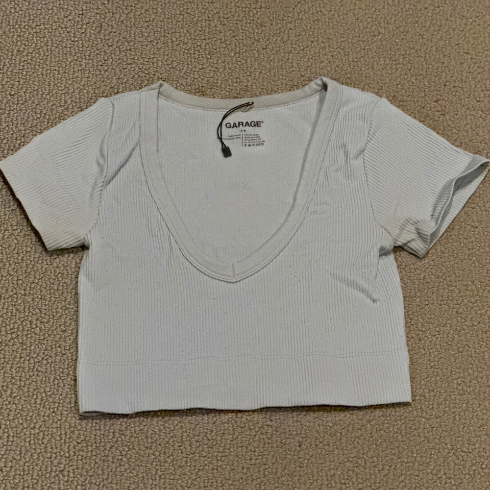 Garage Ribbed Tight Cropped V-Neck